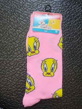 Looney Tunes Yellow Tweety Bird Pink Casual Crew Socks